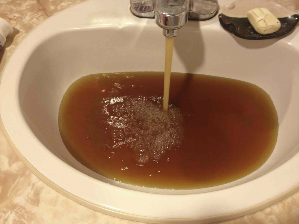 brown-well-water