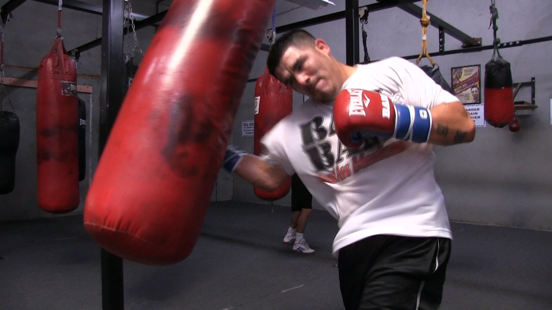 heavy-bag-punching