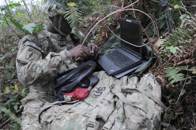 Cyber-soldier-at-Fort-Lewis-exercise