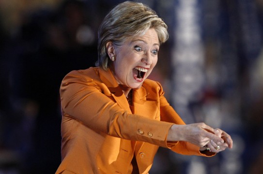 U.S. Senator Hillary Clinton (D-NY) gestures from the stage at the 2008 Democratic National Convention in Denver, Colorado August 26, 2008. U.S. Senator Barack Obama (D-IL) is expected to accept the Democratic presidential nomination at the convention on August 28.   REUTERS/Chris Wattie           (UNITED STATES)   US PRESIDENTIAL ELECTION CAMPAIGN 2008  (USA)