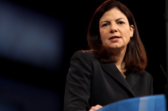 kelly-ayotte